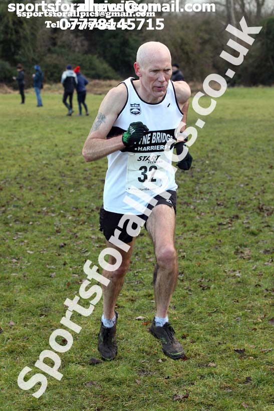 Mens 35 to 64s, 2018 North Eastern Masters, Darlington. Photo: David T. Hewitson/Sports for All Pics